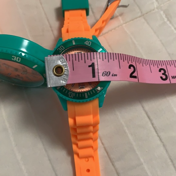 Diving watches, will need battery - Picture 7 of 11